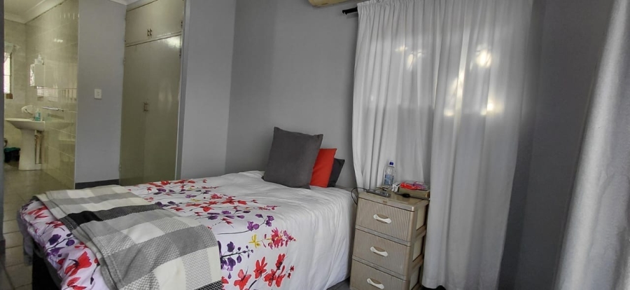 To Let 4 Bedroom Property for Rent in Protea Park North West